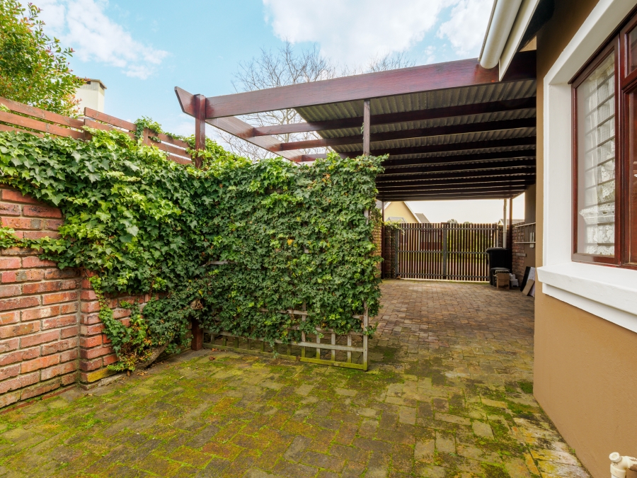 3 Bedroom Property for Sale in The Island Western Cape